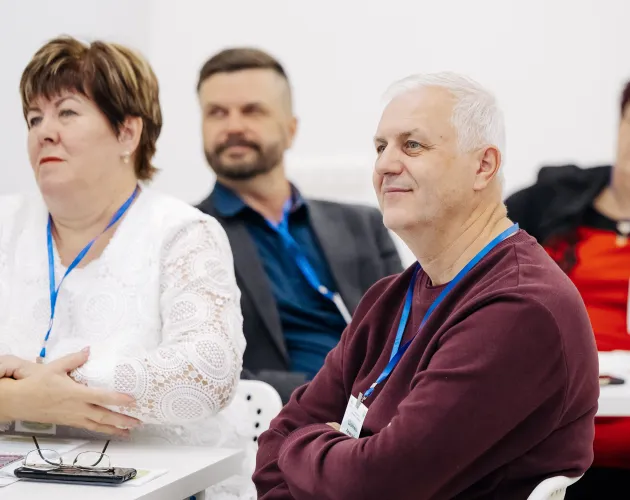 Психологи «Точки будущего» провели круглый стол для приемных родителей Иркутской области