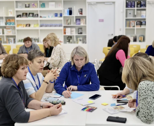 В «Точке будущего» провели круглый стол для специалистов служб сопровождения приемных семей