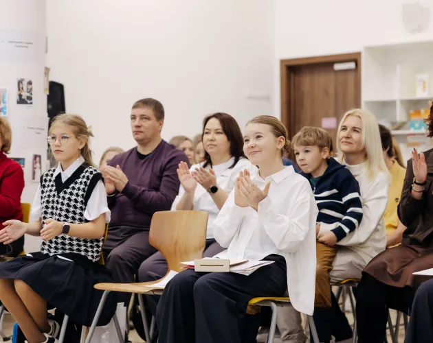 В «Точке будущего» наградили юных творцов по итогам персональной ART-выставки «5 лет творчества»