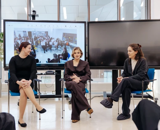 Ученики «Точки будущего» провели встречу с выпускниками школы