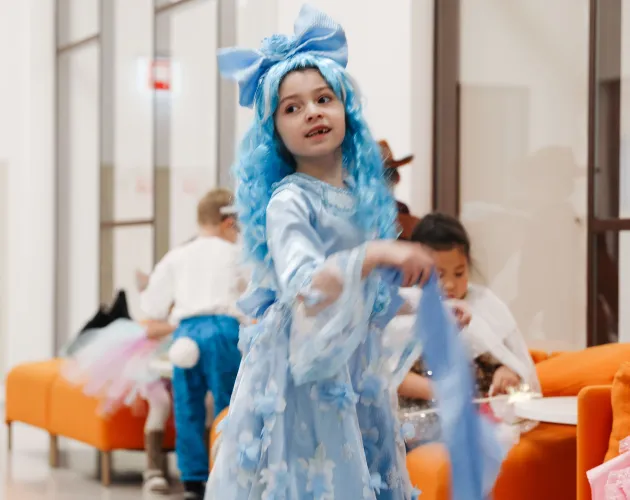 Первоклассники «Точки будущего» проводили Старый год на праздничном фото-квесте