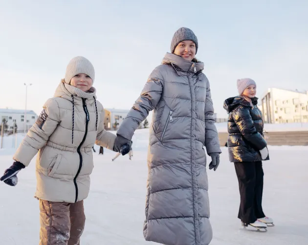 В «Точке будущего» торжественно открыли зимний каток