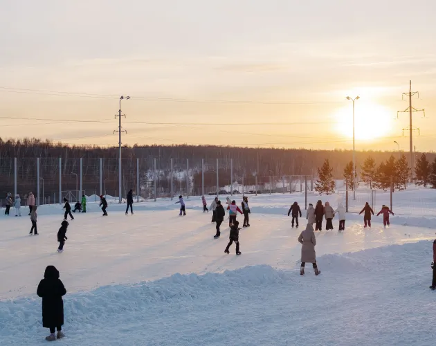 В «Точке будущего» торжественно открыли зимний каток