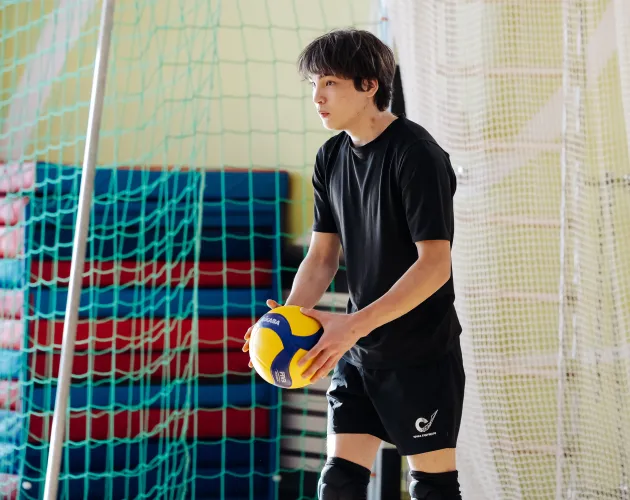 В Образовательном комплексе «Точка будущего» состоялся VI Открытый турнир по волейболу среди взрослых команд