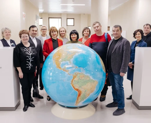 Диалог о будущем образования: «Точку будущего» посетила делегация из Самары и Иркутска