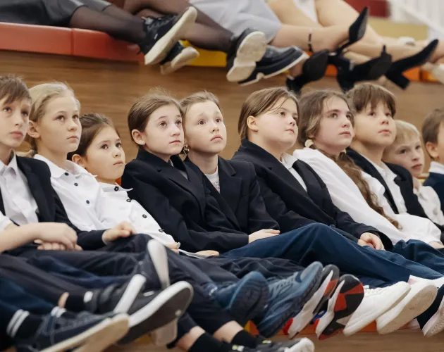 XII Общешкольная ассамблея в «Точке будущего»: праздник достижений, вдохновения и ярких побед!