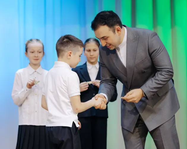 XII Общешкольная ассамблея в «Точке будущего»: праздник достижений, вдохновения и ярких побед!