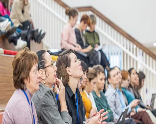 Центр профессионального развития «Точки будущего» представил практики наставничества на всероссийской конференции в Екатеринбурге